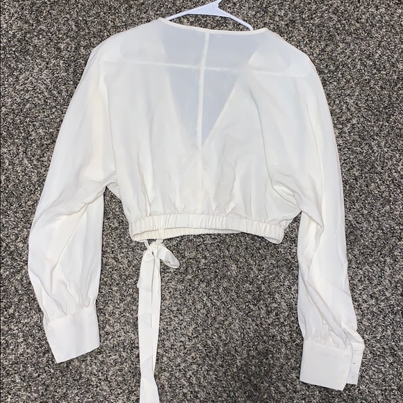 White long sleeve crop top - Picture 3 of 3